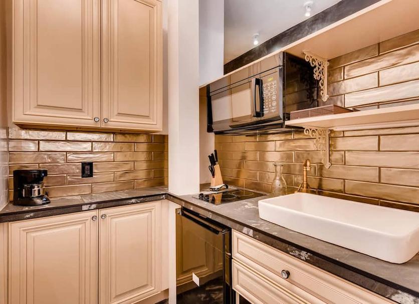 Kitchen Photo
