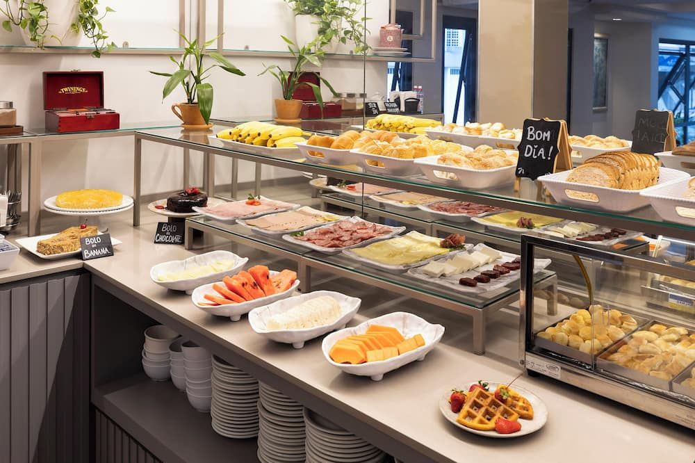 Buffet Photo