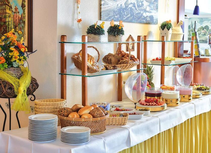 Buffet Photo