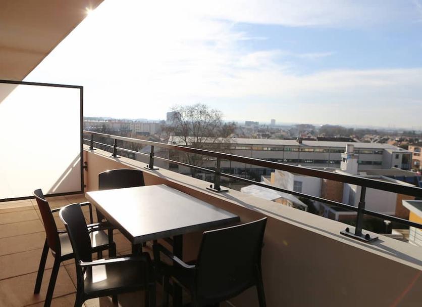 Balcony Photo