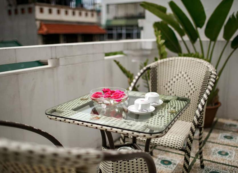 Balcony Photo
