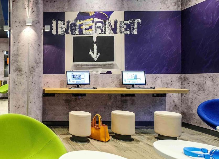 Business centre Photo