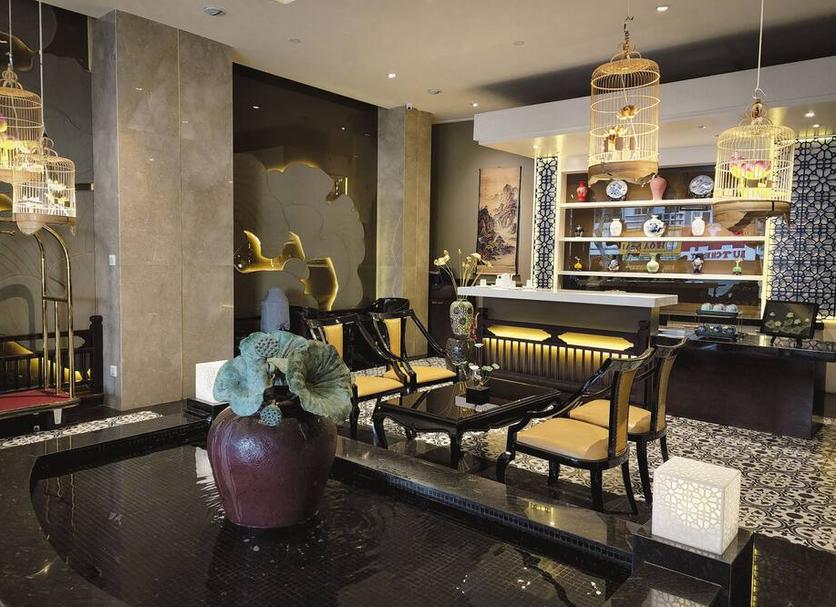 Lounge Photo