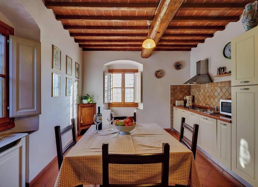 Dining room Photo