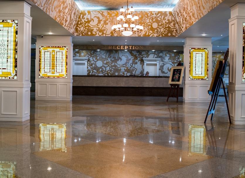 Front desk Photo