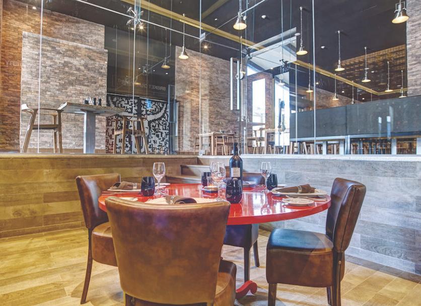 Restaurant Photo