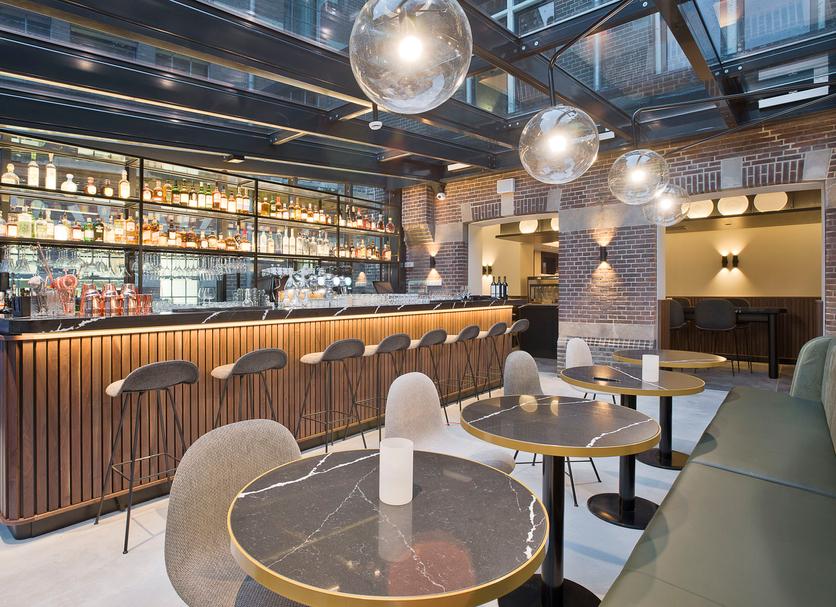 Bar Photo