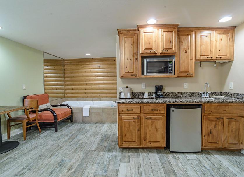 Kitchen Photo