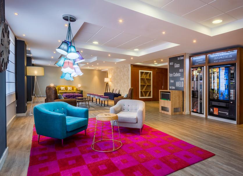 Lounge Photo