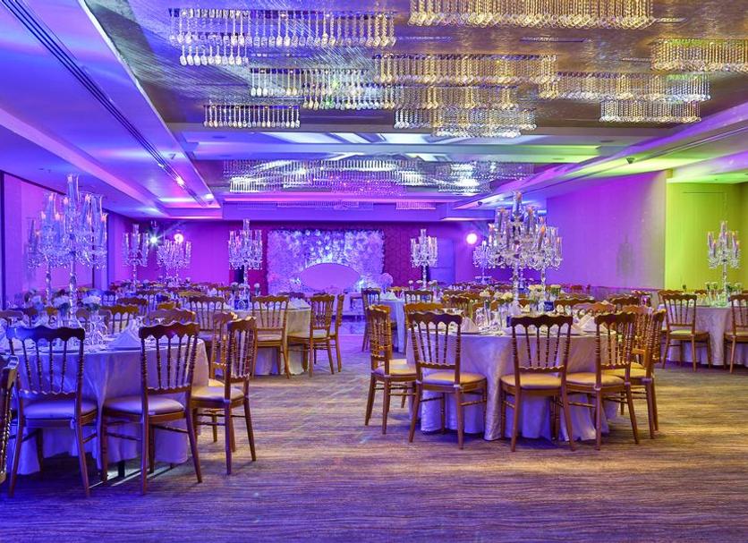 Banquet hall Photo