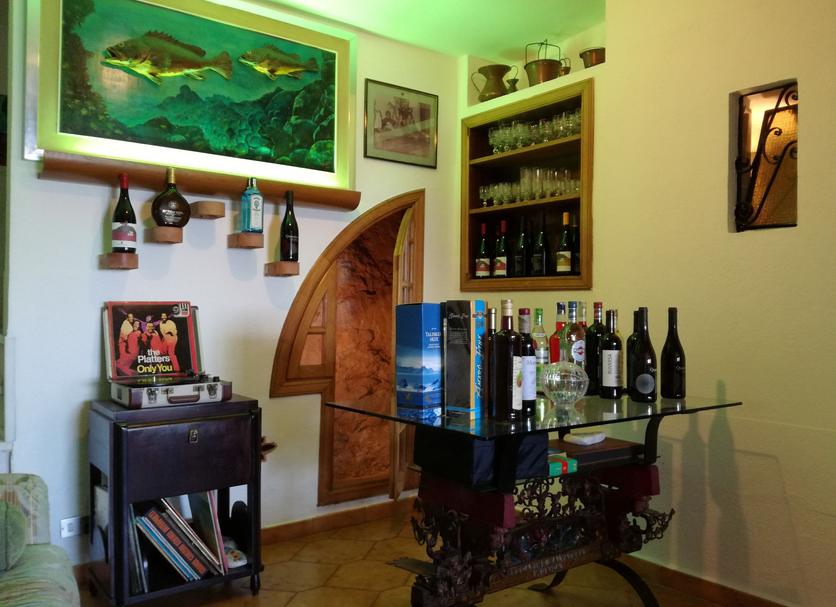 Bar Photo