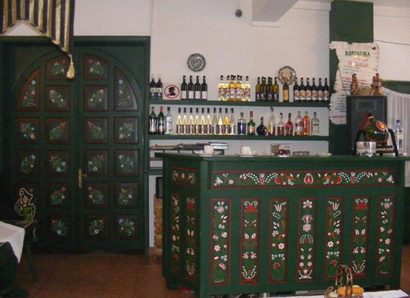 Bar Photo