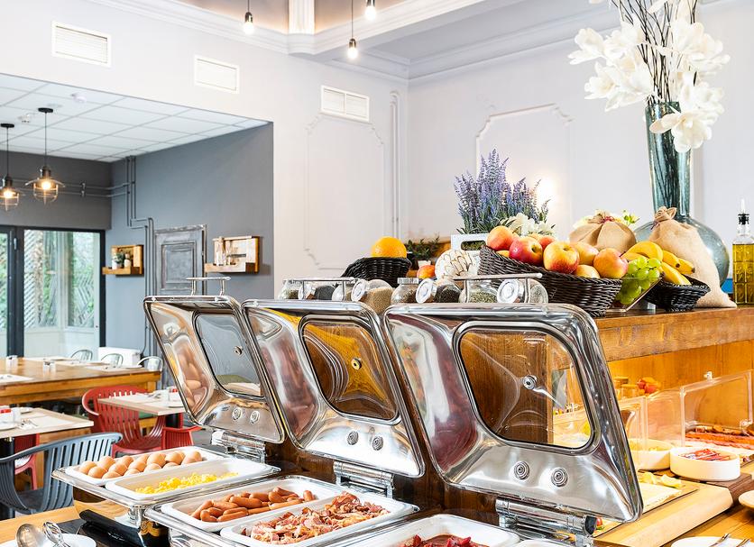 Buffet Photo