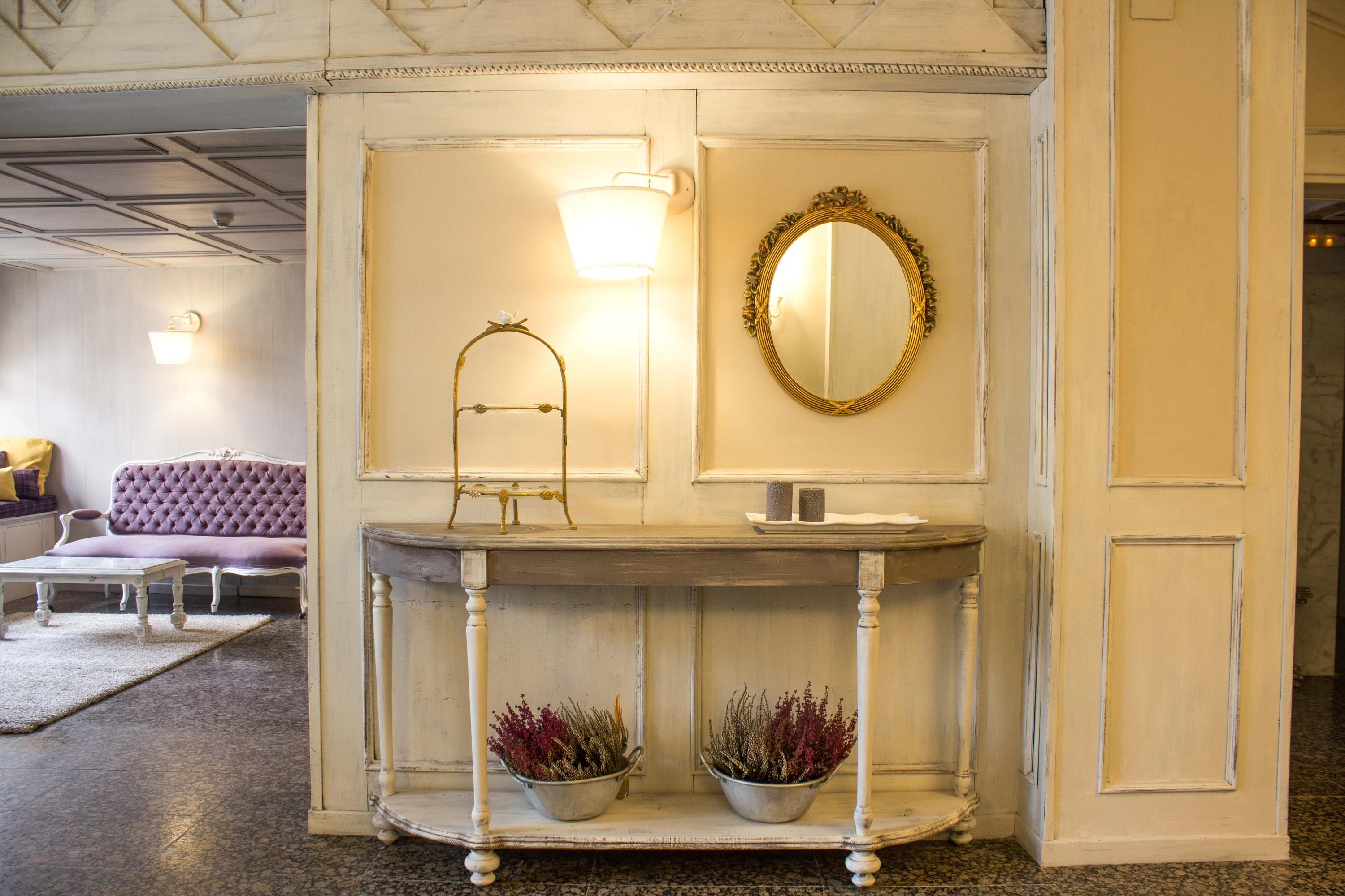 Room amenity