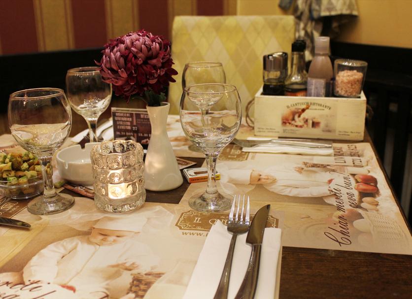 Restaurant Photo