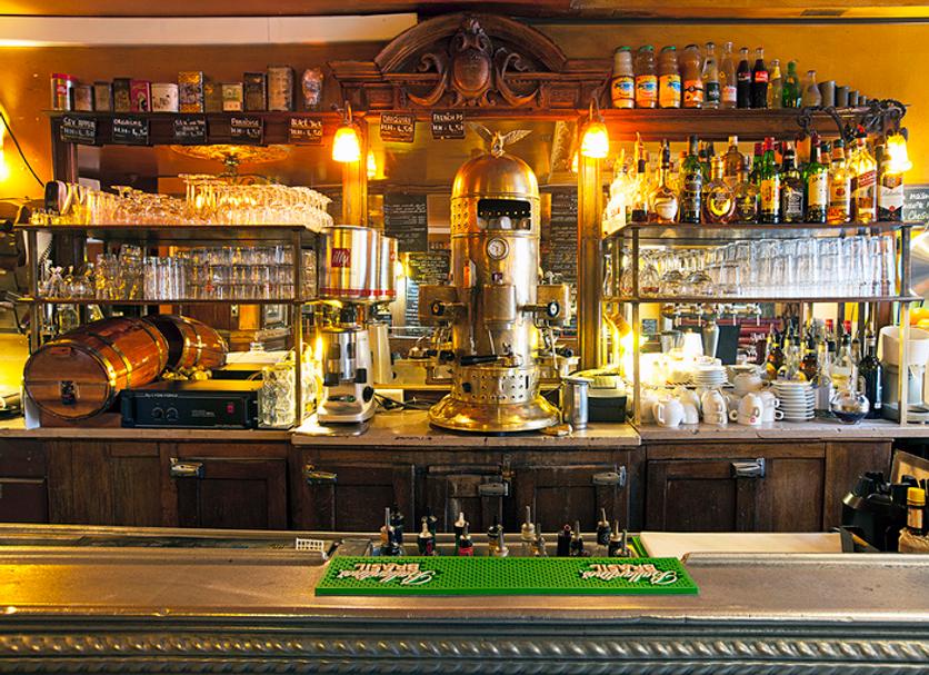 Bar Photo