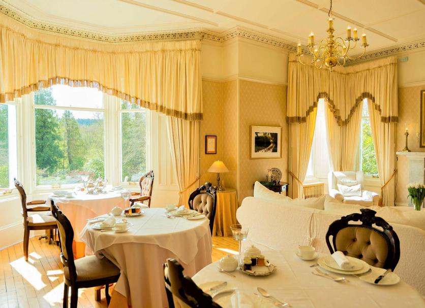 Dining room Photo
