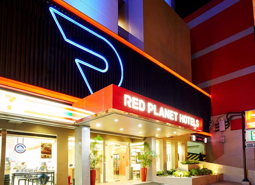 Hotel entrance Photo