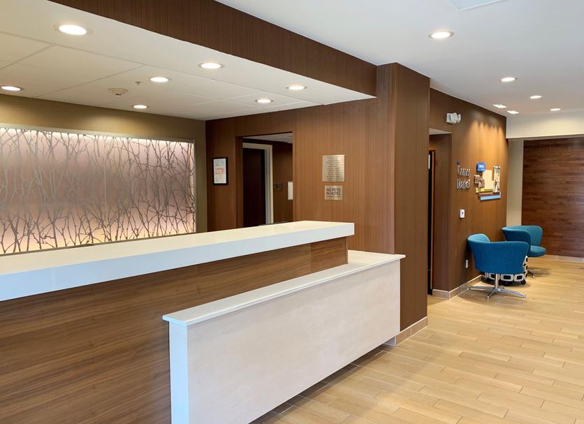 Front desk Photo