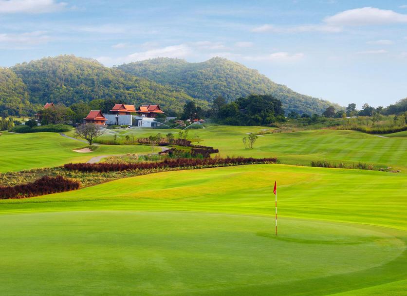 Golf course Photo