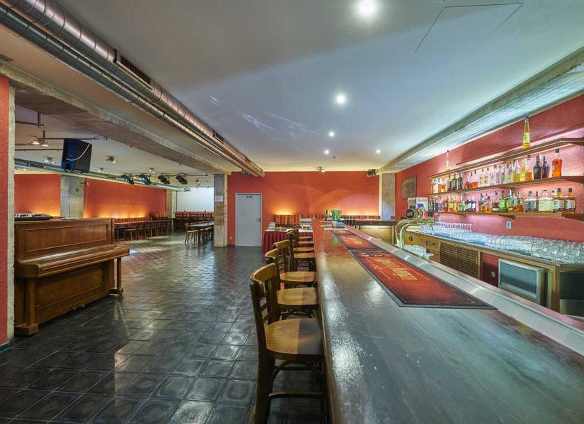Bar Photo