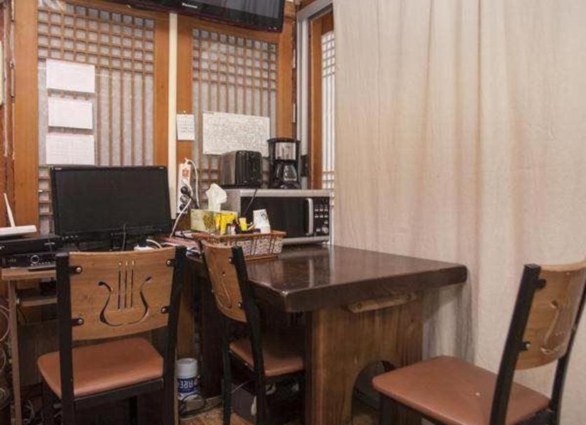 Dining room Photo