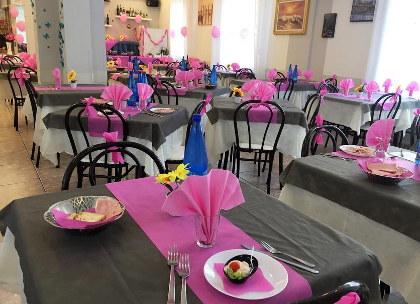 Banquet hall Photo