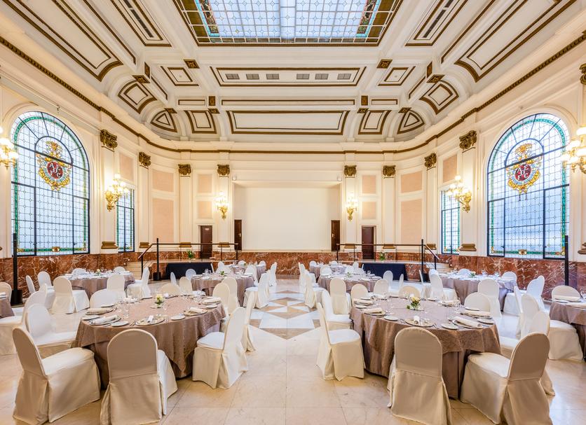 Banquet hall Photo
