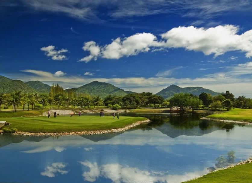 Golf course Photo