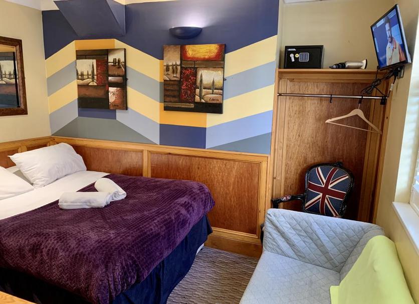 Bedroom Photo