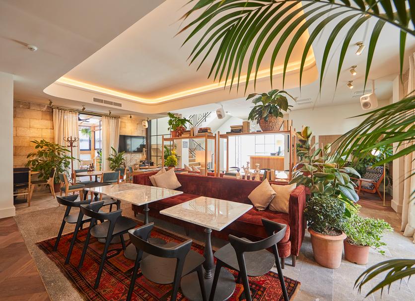 Restaurant Photo